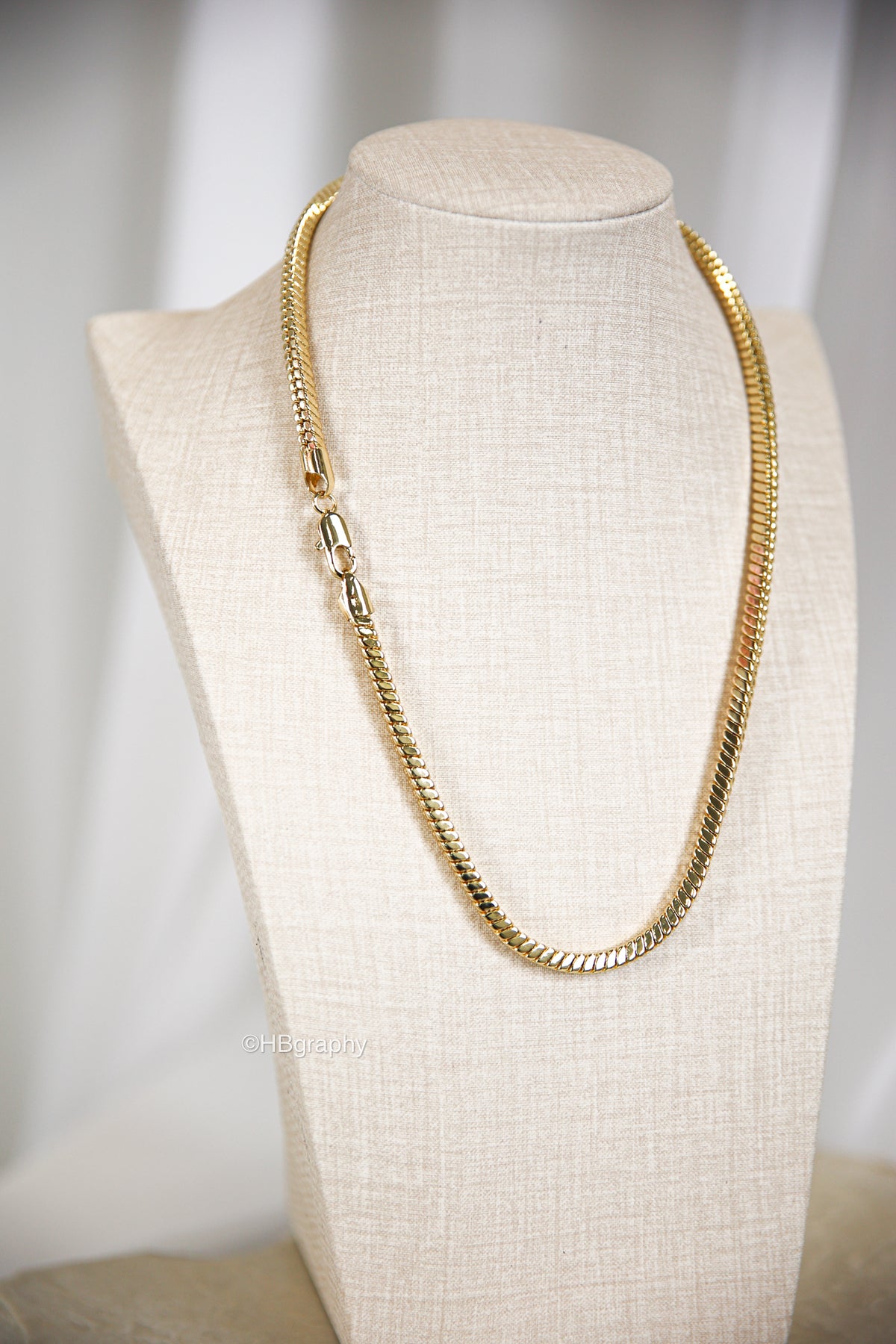 Nola Ketting
