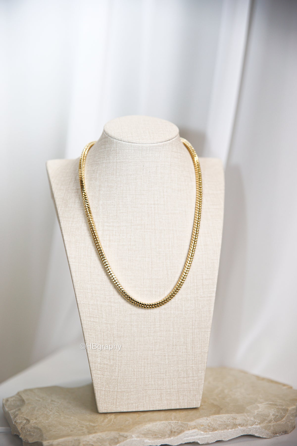 Nola Ketting