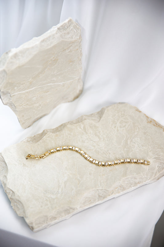 Amora Armband