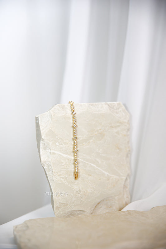 Avely Armband