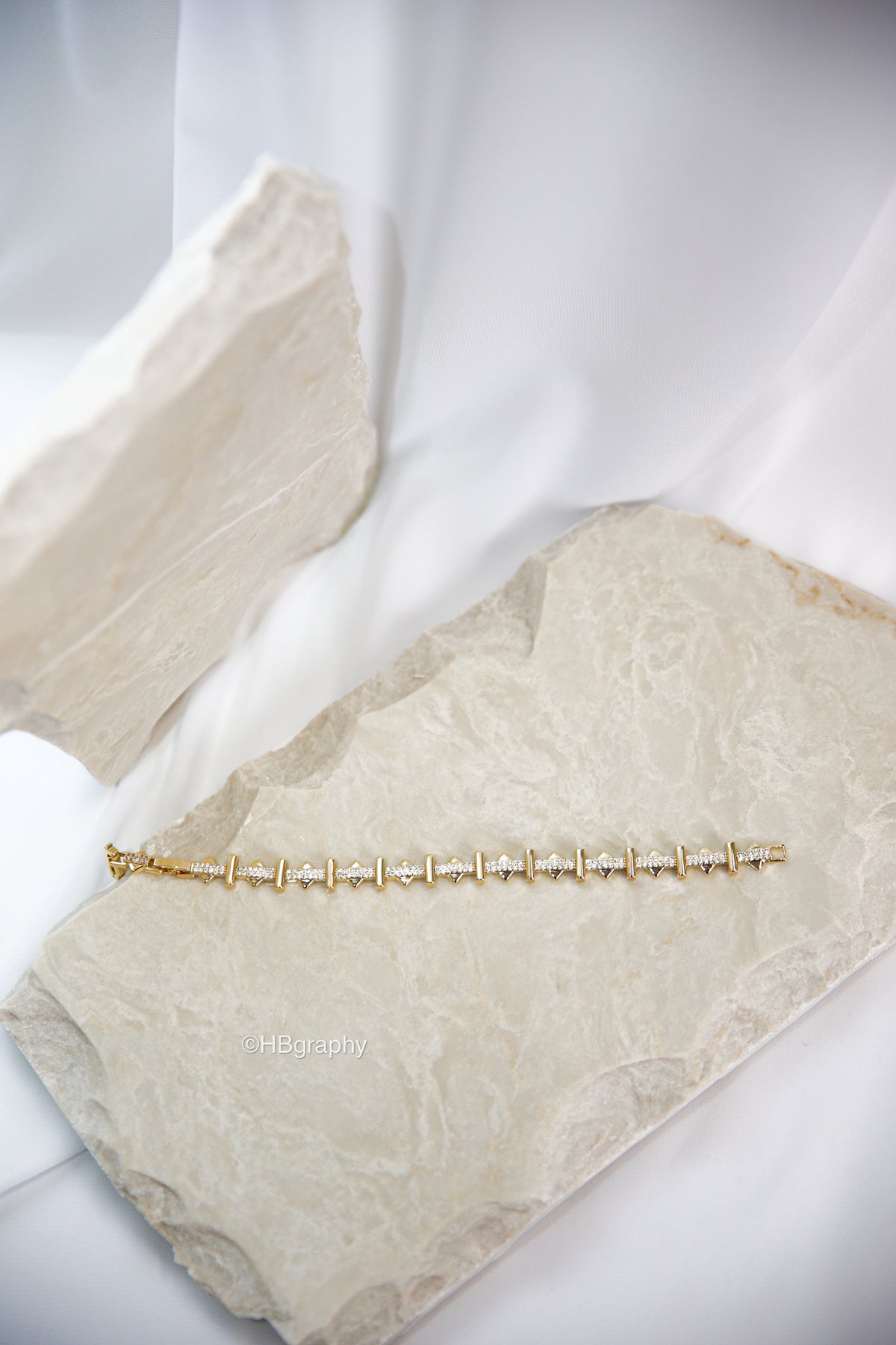 Nivah Armband