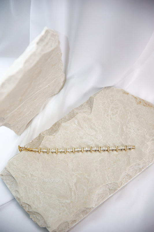 Nivah Armband